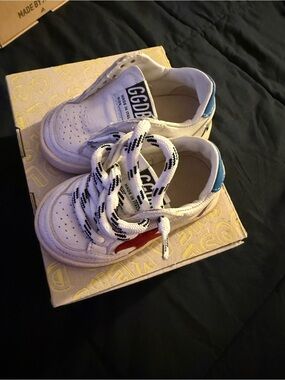 Golden Goose White Kids Sneakers with Red Star and Blue Heel Tab
